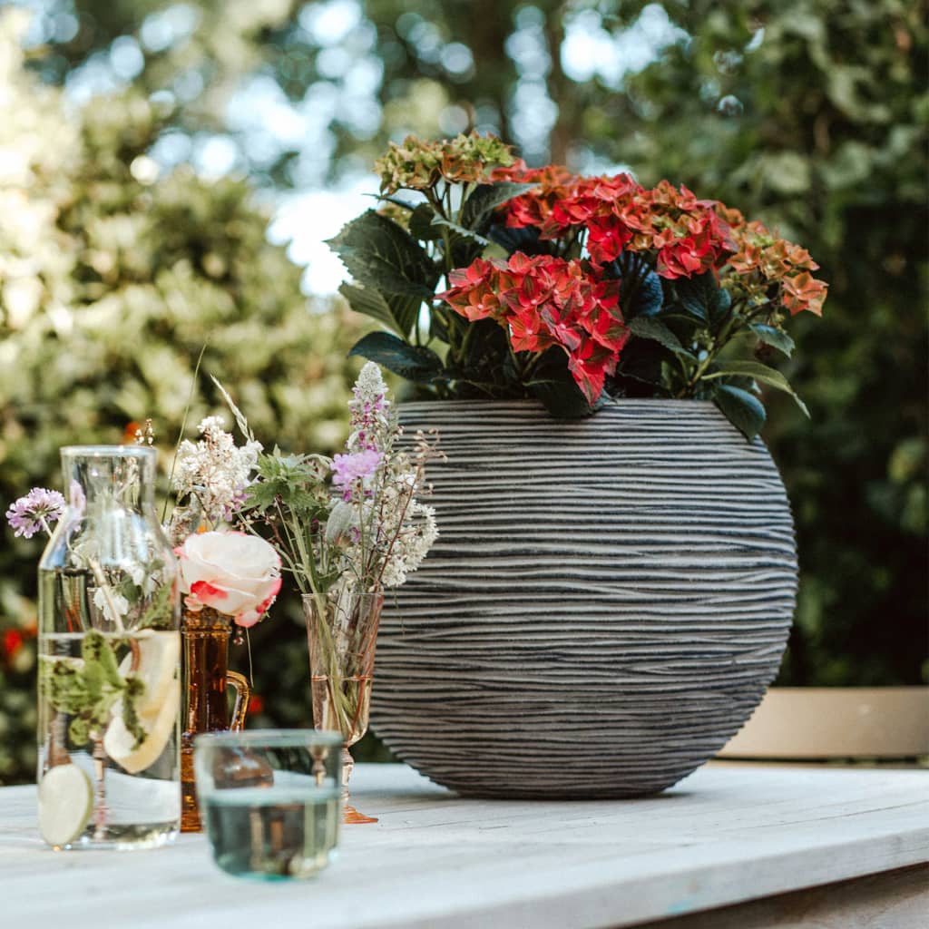 Vase Nature Rib ballformet 40x32 cm antrasitt KOFZ270