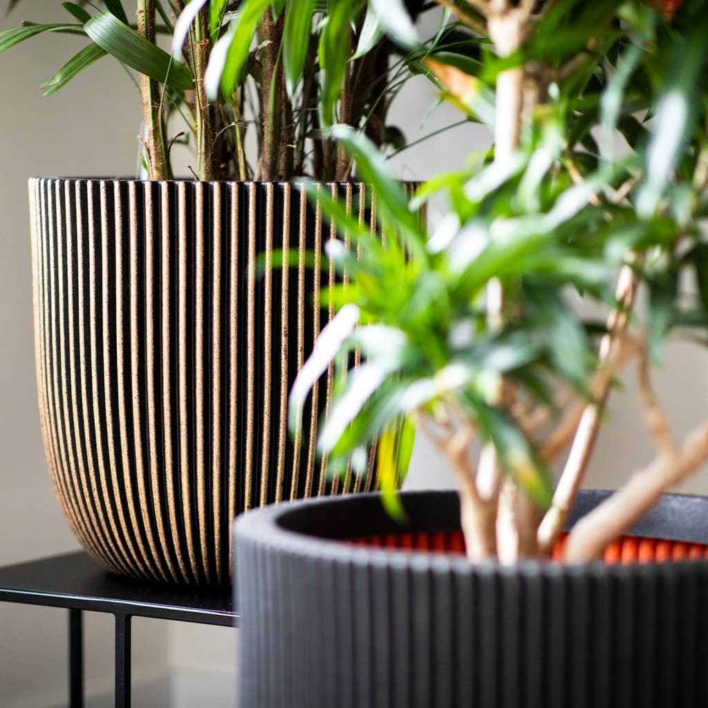Plantekasse Groove 43x41 cm svart
