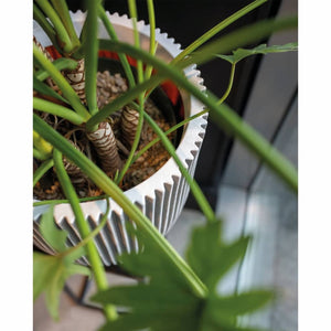 Plantekasse Groove 35x34 cm elfenben