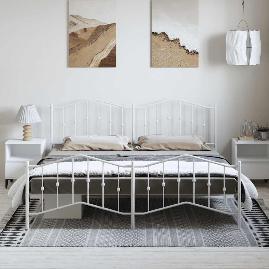 Sengeramme i metall med hode- og fotgavl hvit 183x213 cm