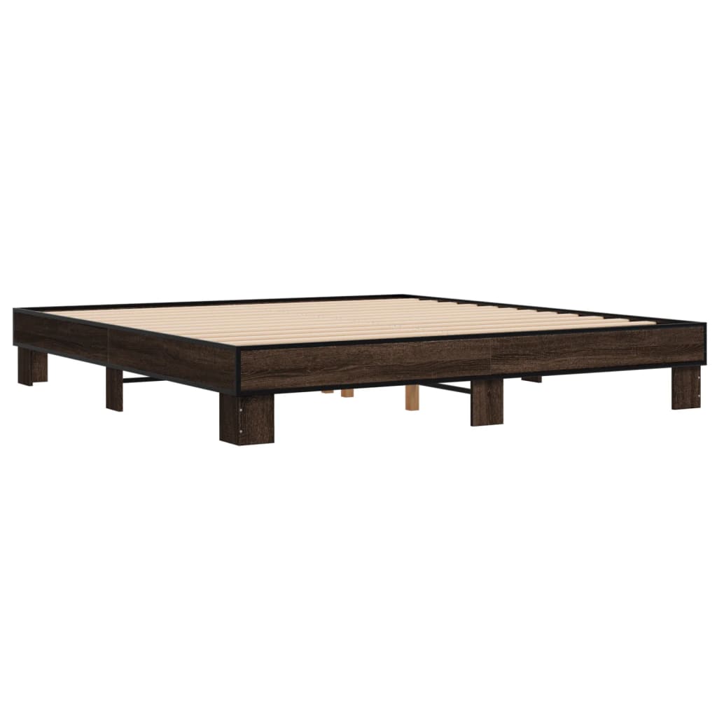 Sengeramme brun eik 200x200 cm konstruert tre og metall