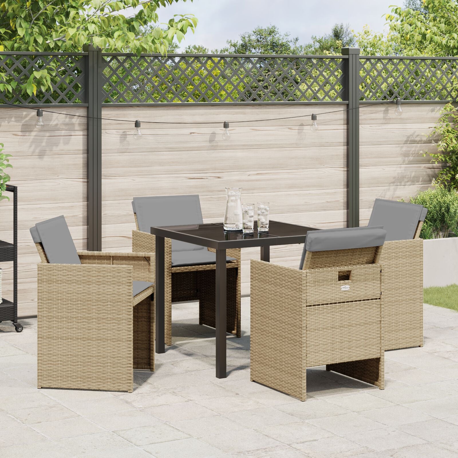 5 delt hage spisestolsett med puter i beige poly rotting